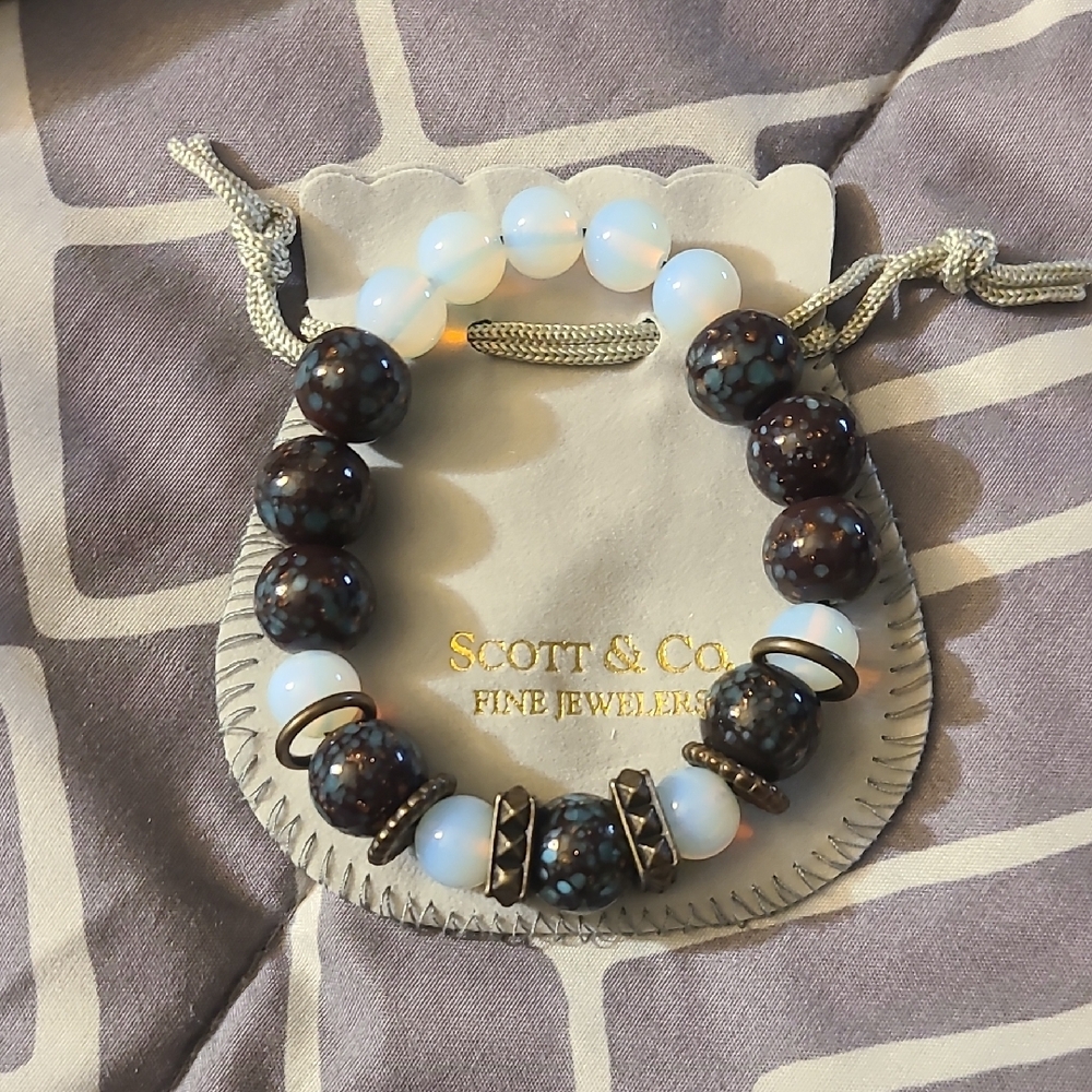 NEW In BAG Scott & Co. Beaded Bracelet